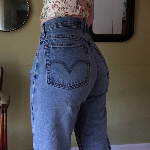 Red Tab Levi Jeans - Picture 3 of 5